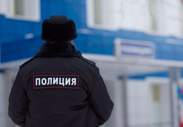 Полицейские провели больше сотни рейдов по поиску наркотиков в местах отдыха молодёжи в Мурманской области
