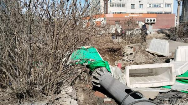 Мурманская область тонет в гигантских лужах и помойках после снежной зимы