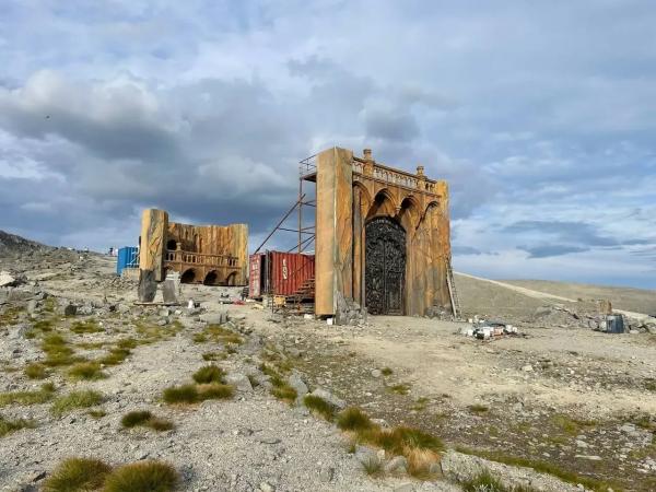 На горе Айкуайвенчорр в Мурманской области снимают фильм-сказку &laquo;Чудо-юдо&raquo;