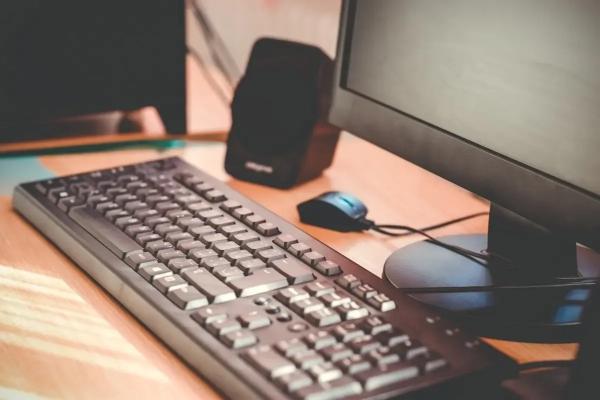В Мурманской области некоторые официальные сайты могут отключить вечером 11 сентября В Мурманской области некоторые официальные сайты могут отключить вечером 11 сентября