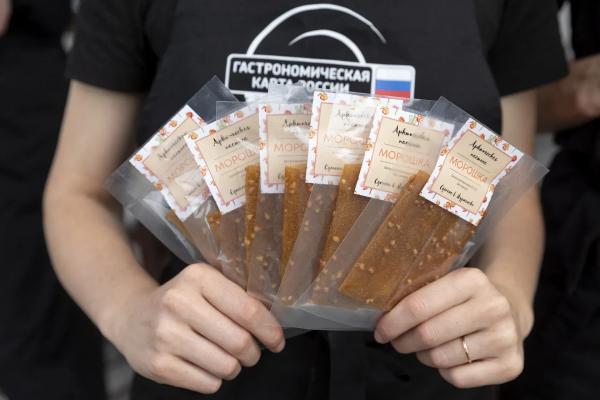 Заполярные деликатесы: какими угощениями из Мурманской области можно порадовать близких в Новый год вместо привычных конфет и шоколада Заполярные деликатесы: какими угощениями из Мурманской области можно порадовать близких в Новый год вместо привычных конфет и шоколада