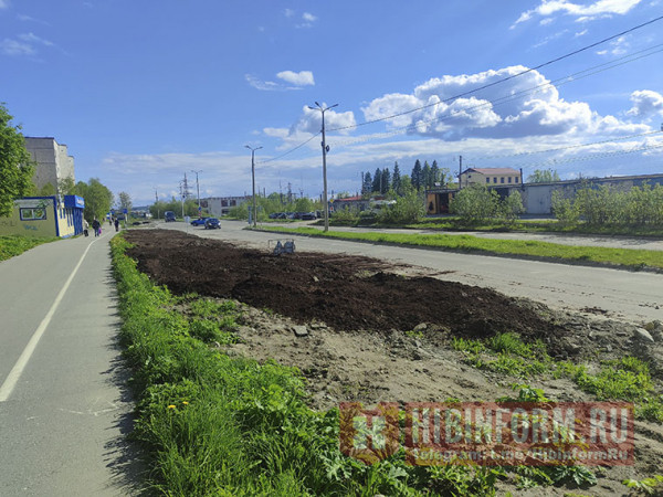 С улицы Строителей в Апатитах воруют грунт