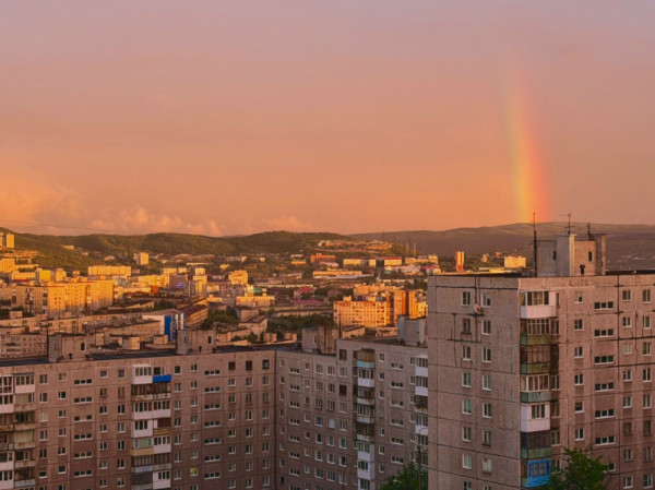 Природный феномен наблюдали ночью в Мурманске Природный феномен наблюдали ночью в Мурманске