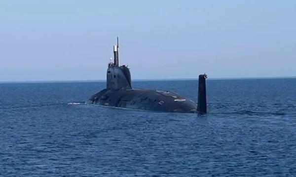 Атомная подводная лодка &laquo;Архангельск&raquo; успешно поразил крылатой ракетой надводную цель в Баренцевом море